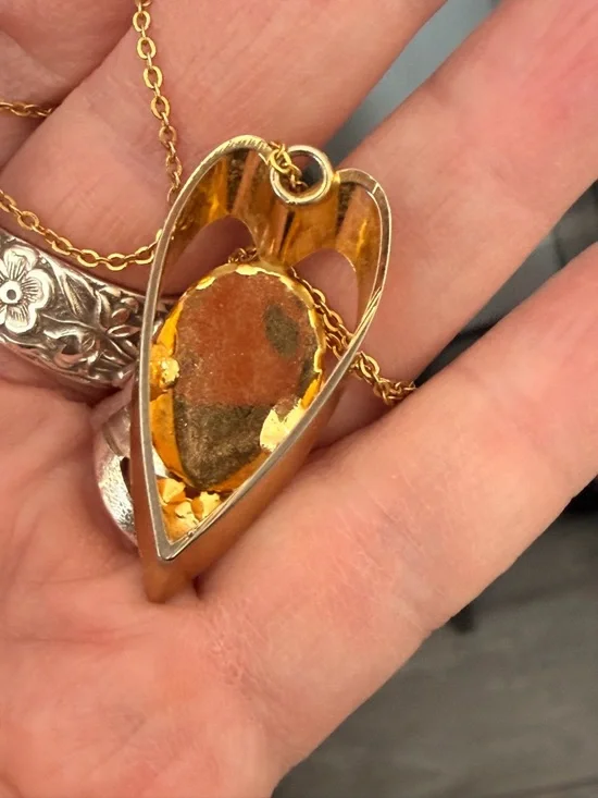 Vintage Gold-Tone Heart Pendant Necklace with Pink Rose Accent - Picture 7 of 7